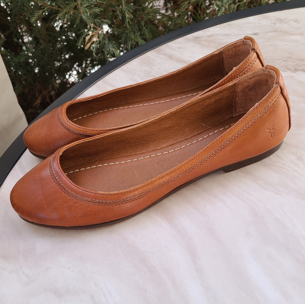 Frye Carson Ballet Flats In Cognac Brown Women's Sz 9